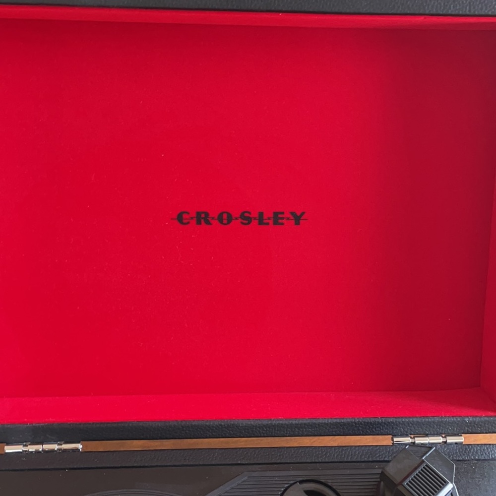 Crosley Record Player - image 5